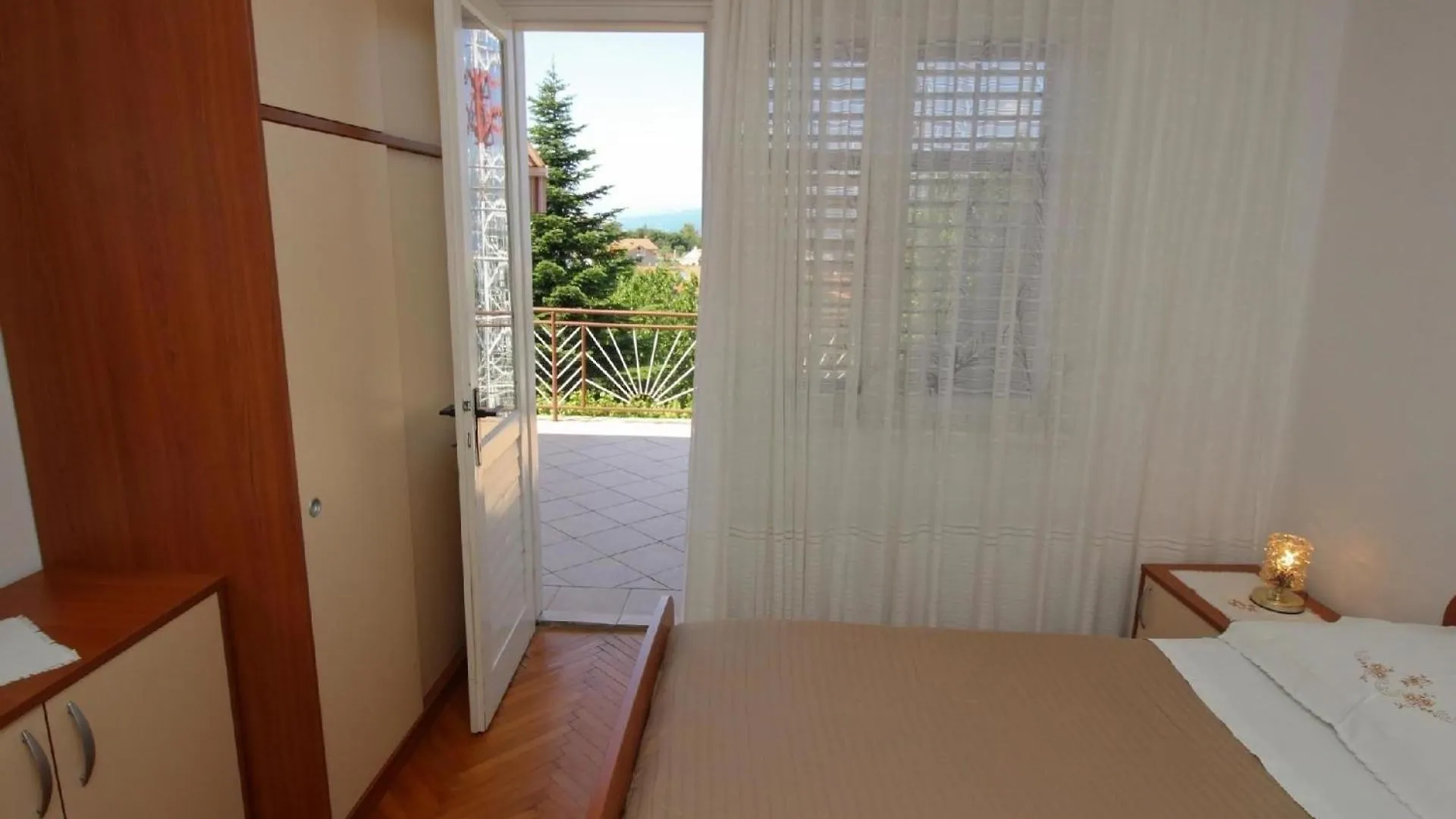 Ferienwohnung Fuer 4 Personen Ca 60 M In Silo, Adriakueste Kroatien Kroatische Inseln 0*, Silo (Krk) Croatia