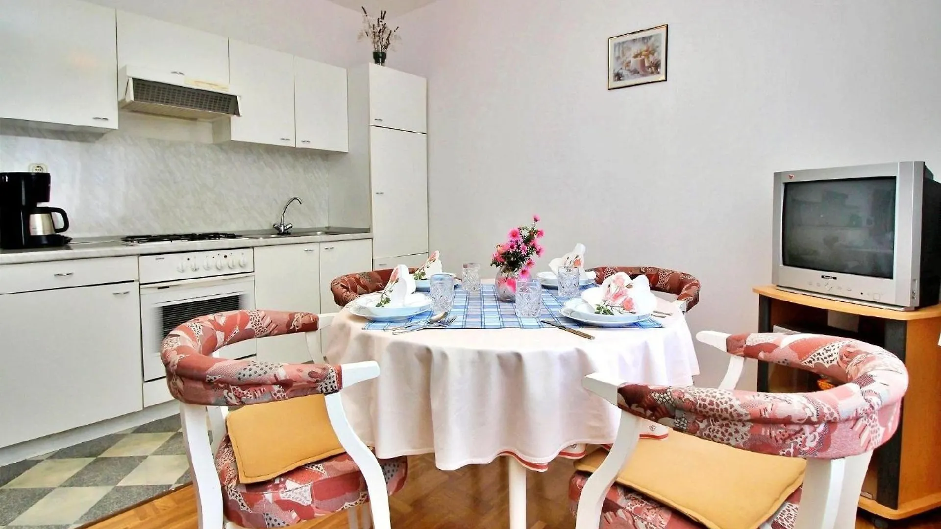 Ferienwohnung Fuer 4 Personen Ca 60 M In Silo, Adriakueste Kroatien Kroatische Inseln 0*, Silo (Krk) Croatia